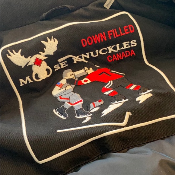 Moose Knuckle Bomber - NEVER WORN - Picture 5 of 7